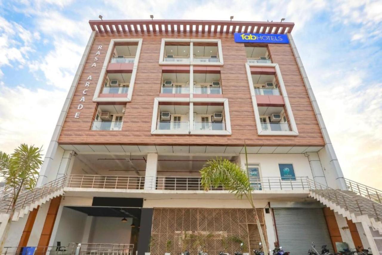 גאזיאבאד Hotel The Rasa At Vasundhara מראה חיצוני תמונה